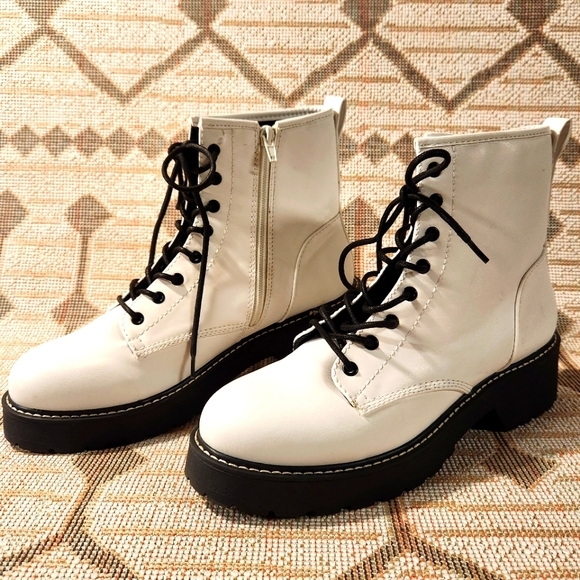 Madden Girl Shoes - - Madden Girl Carra Lace-Up Lug Sole Combat Boots Size 10 Color White Wome…